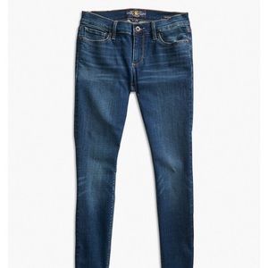 Lucky brand Charlie skinny jeans size 6 / 28